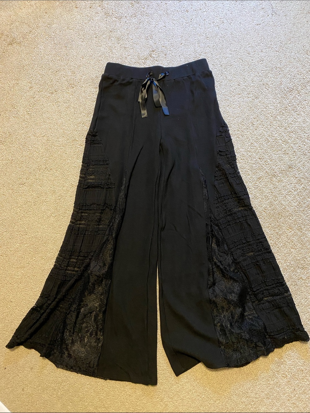 NWOT POL Lace Panel Wide Leg Pants in Black